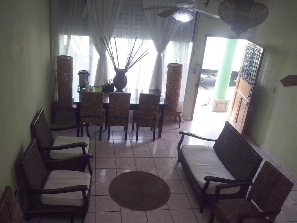 Hotel Nakum Flores